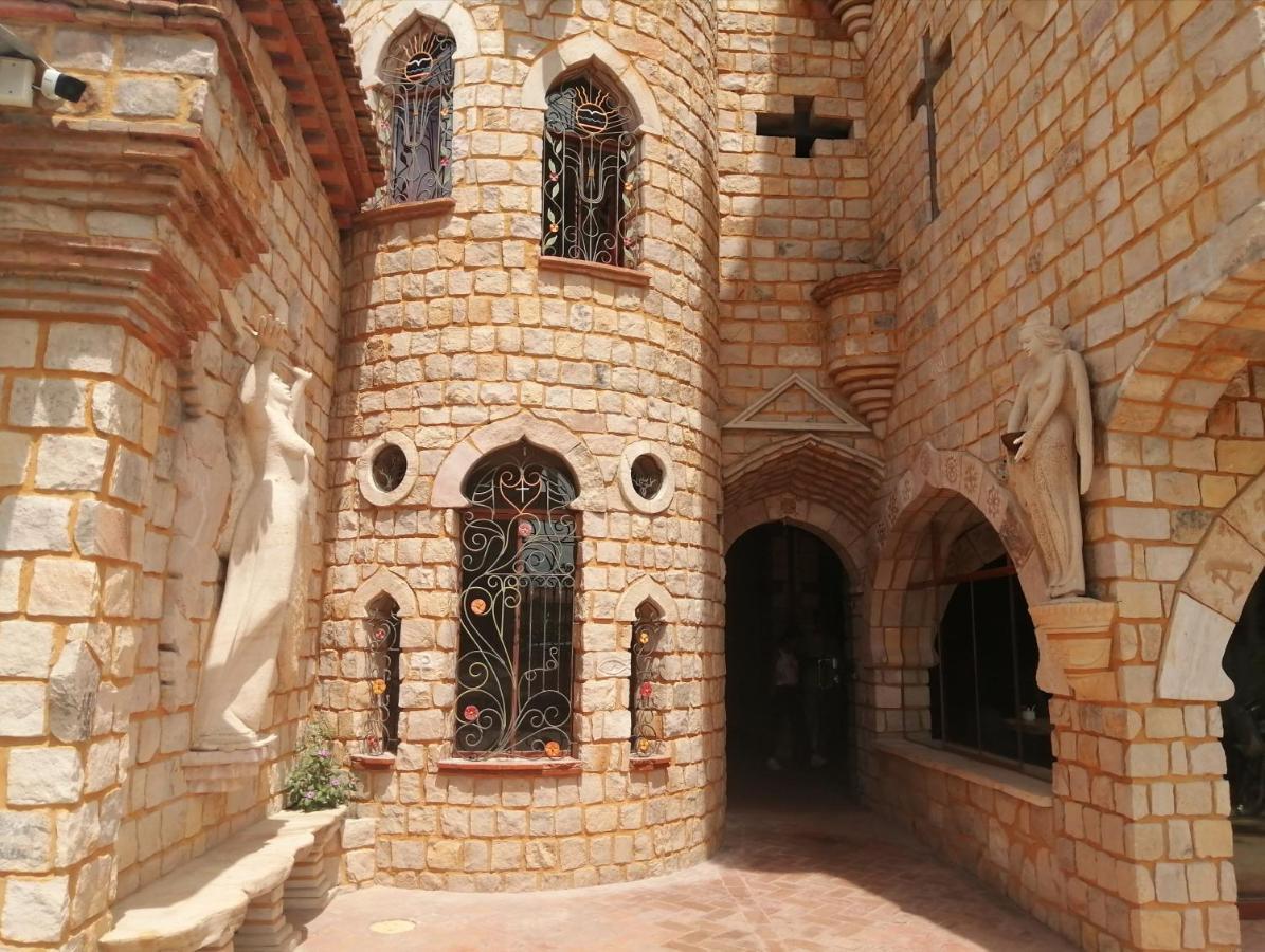 Castillo De Тарапото Экстерьер фото